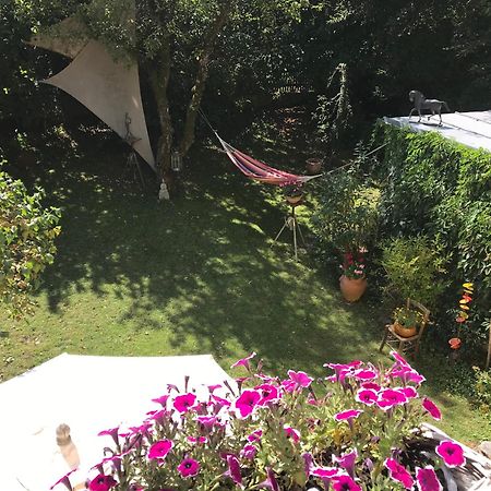 Charmante Altbau-Dg-Wohnung München Kültér fotó